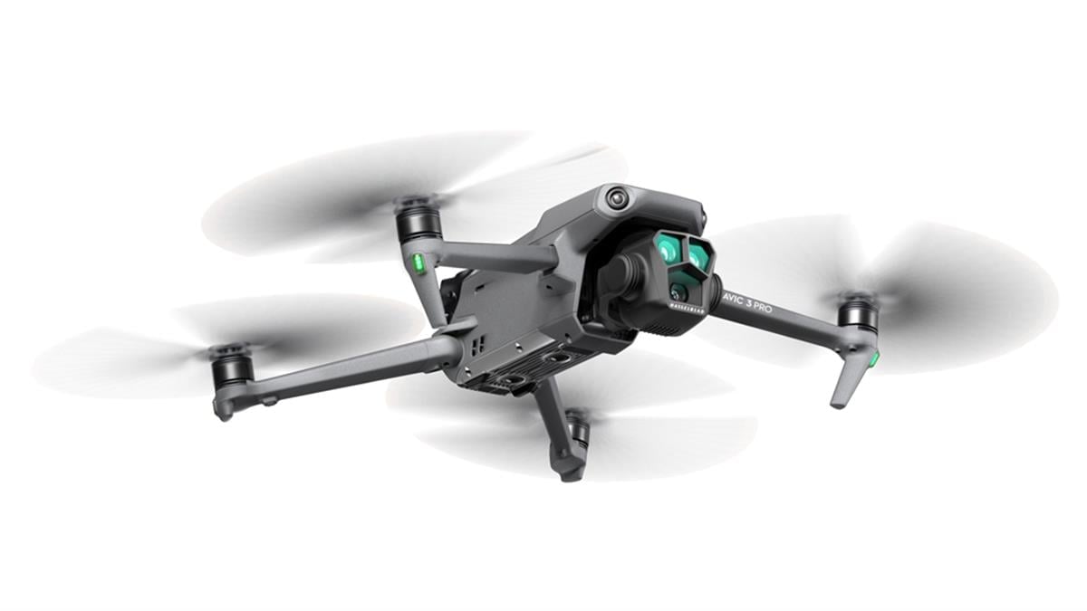 DJI%20Mavic%203%20Pro%20RC%20Kumandalı%20Fly%20More%20Combo%20Drone